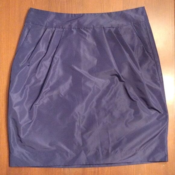 NWT Banana Republic Polyester Pencil Skirt Taffeta Lined, Size 6P, Navy Blue - Picture 1 of 7